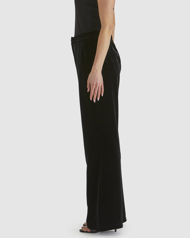 Fate + Becker Mustang Sally Velvet Pant - Black