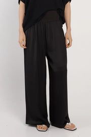 Fate + Becker Dashing Pant - Black