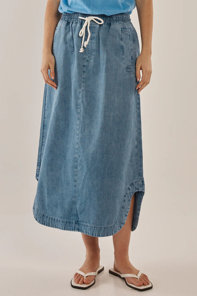 baybee center fringe denim skirt 即発お値下げ Betty Basics