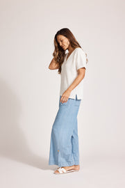 eb&ive Artemis V Knit Top - White
