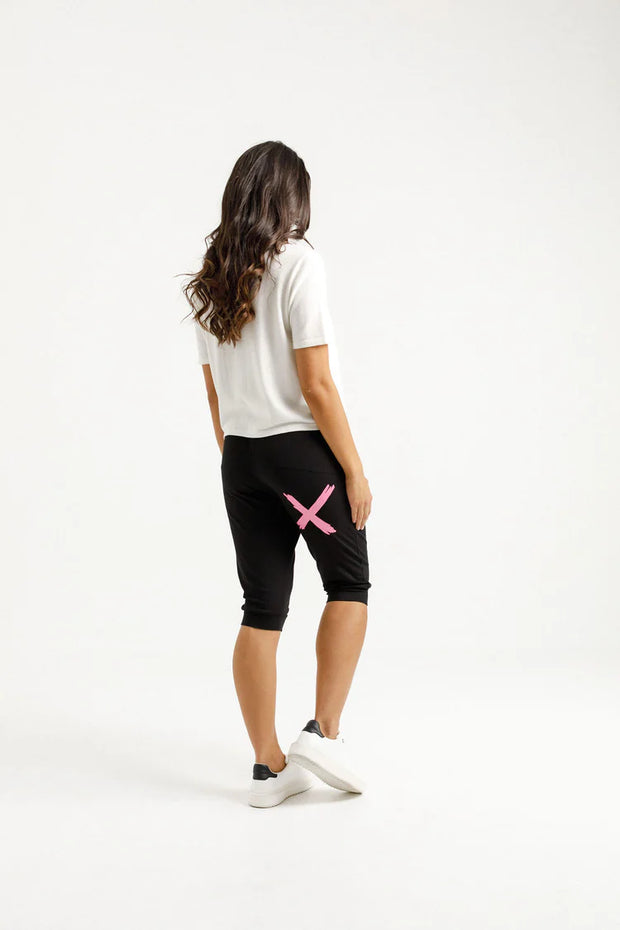 Home-lee Apartment 3/4 Pants - Black With Candy Pink X