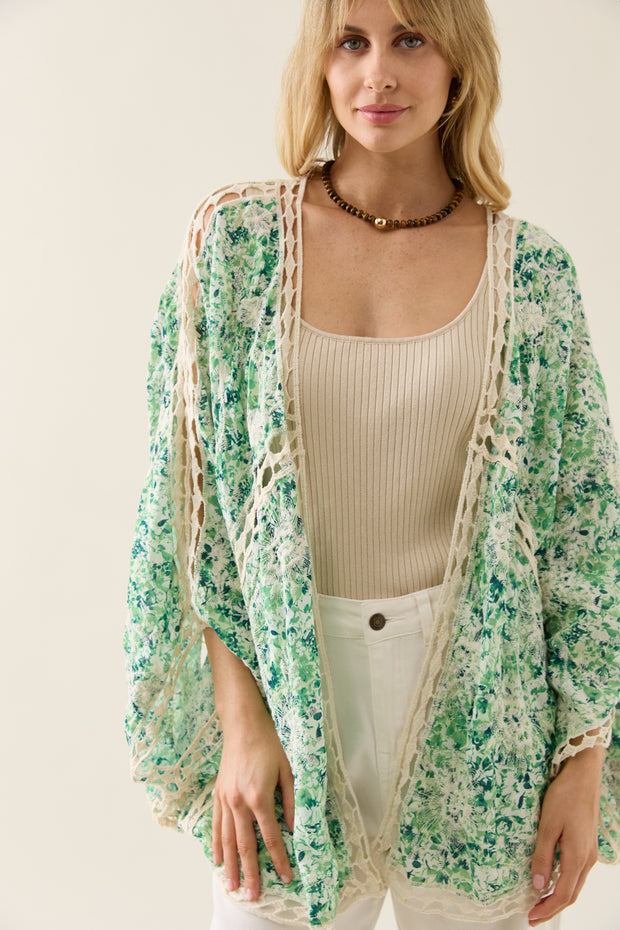 Isle of Mine Oline Lace Cape