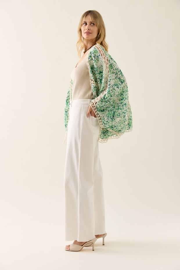 Isle of Mine Oline Lace Cape