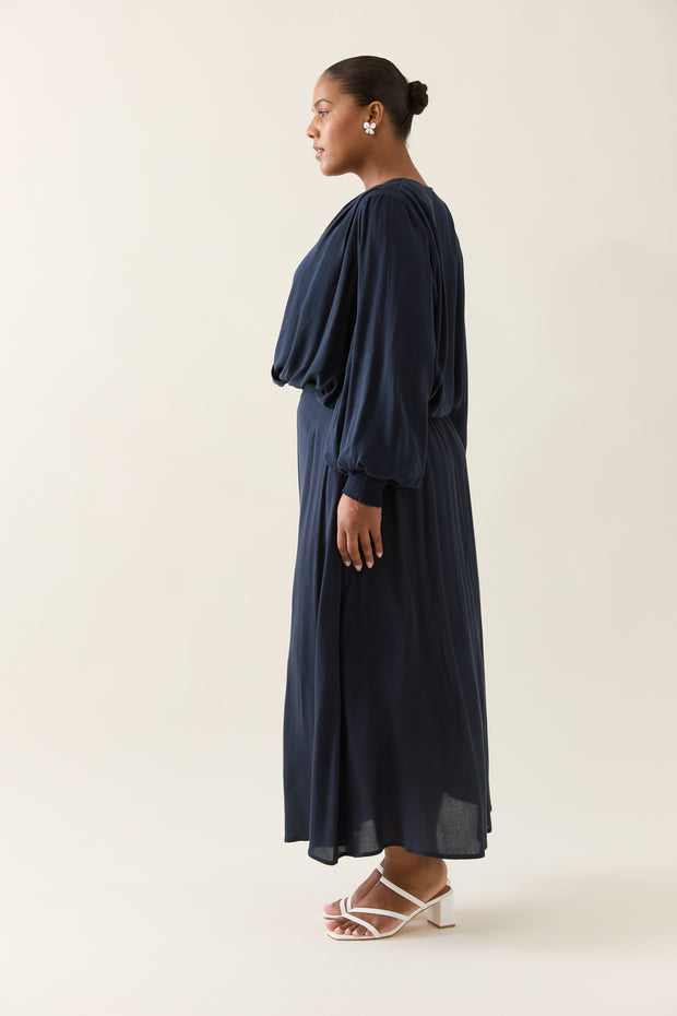 Isle of Mine Oline Cropped Top - Navy