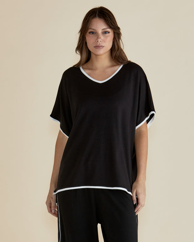 Betty Basics Clara Tee - Black