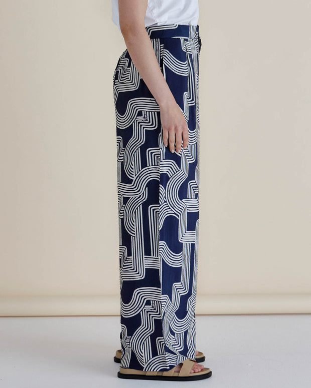 Betty Basics Zander Pant - Navy Geo
