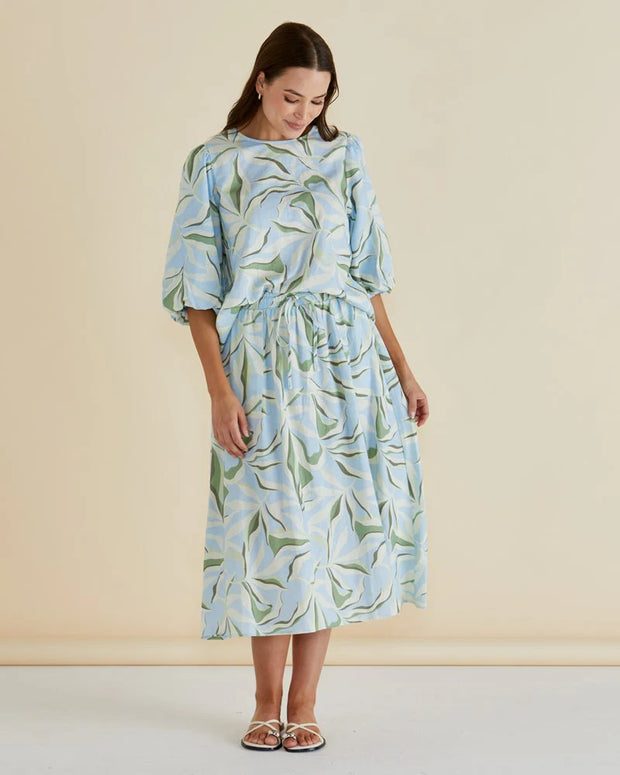 Betty Basics Belize Blouse - Garden Print