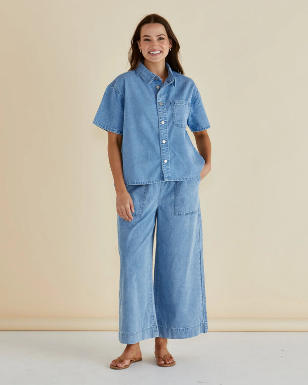 Betty Basics Saffra Relax Leg Jean - Medium Wash
