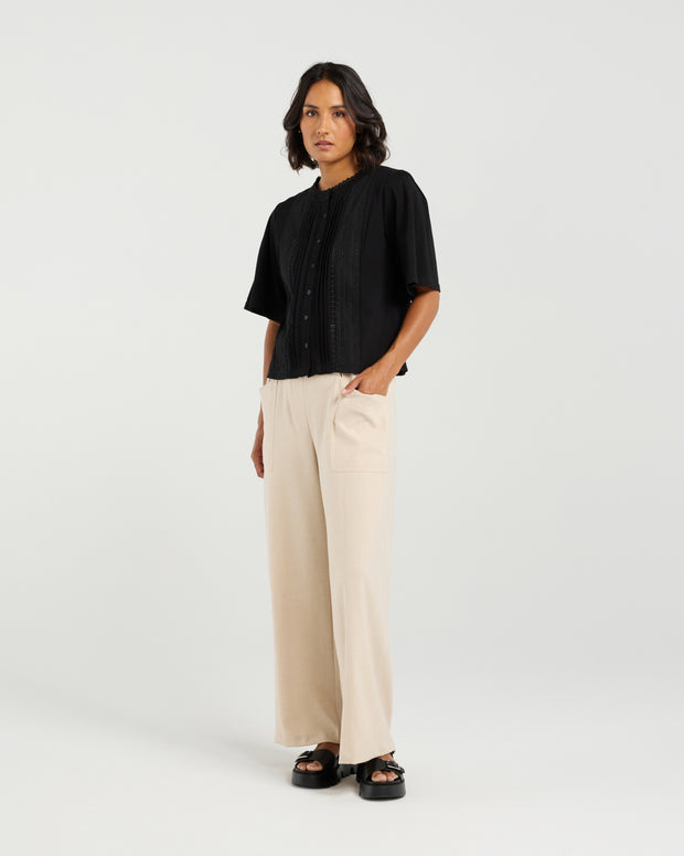 et alia Victoria Blouse - Black