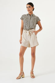 Garcia Bermuda Shorts - Neutral Beige