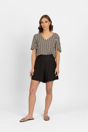 Knewe Zephyr Short - Black