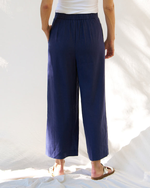 Betty Basics Aspen Palazzo Pant - Navy