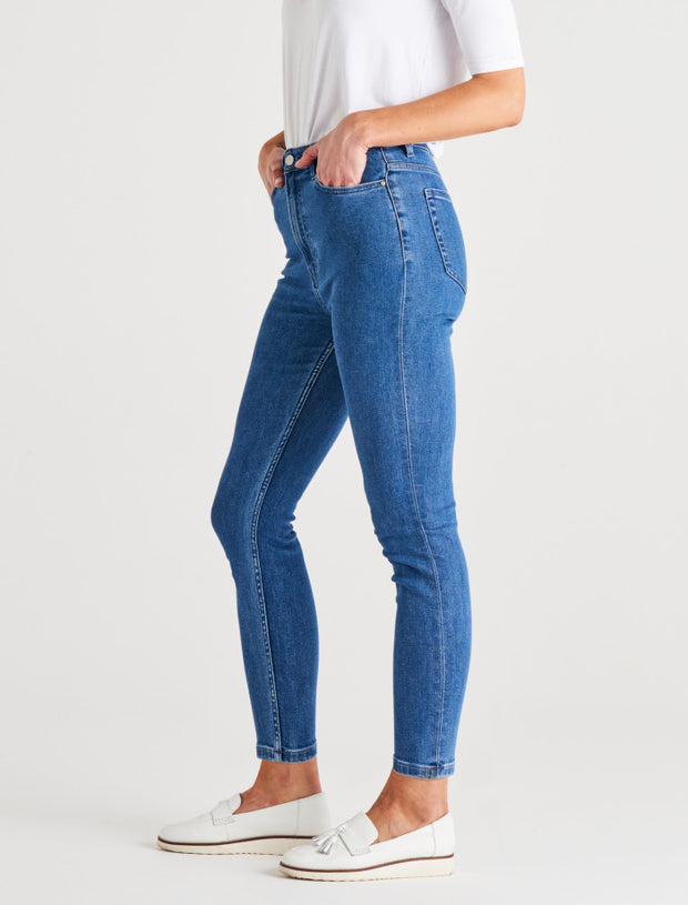 Betty Basics Essential Jeans - Vintage Blue