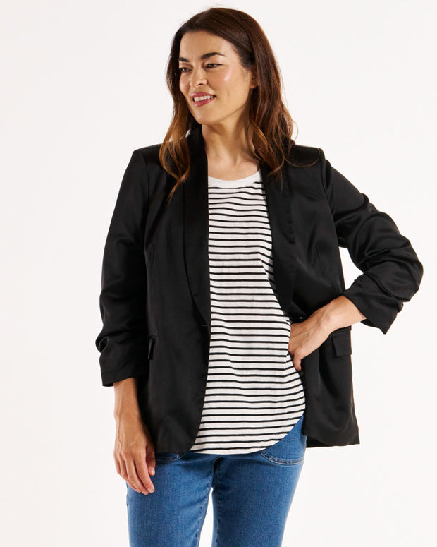 Betty Basics Jayde Satin Blazer - Black