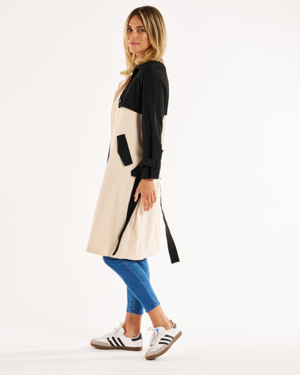 Betty Basics Splice Trench Coat - Black/Ivory