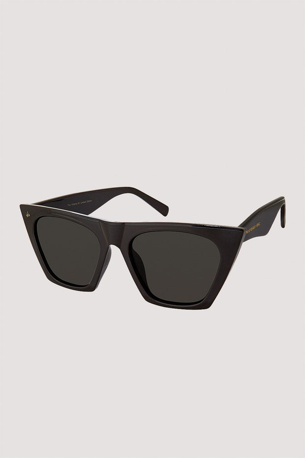 Privé Revaux Sunglasses - The Victoria - Black